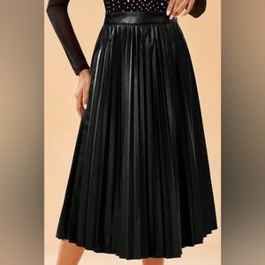 leather pleated skirt